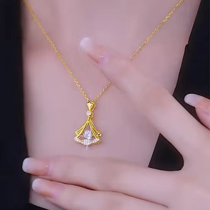 Rhinestone Decor Pendant Necklace